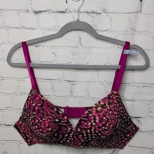 NWT Ambrielle Everyday Wirefree Full Coverage Bra.